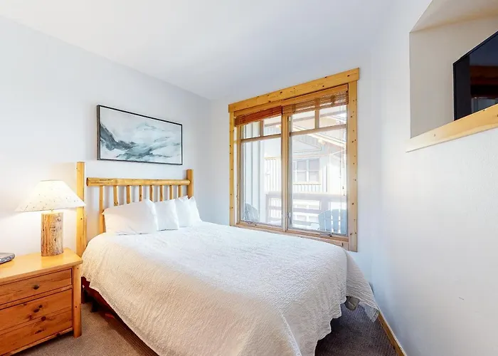 Tucker Mountain 307a